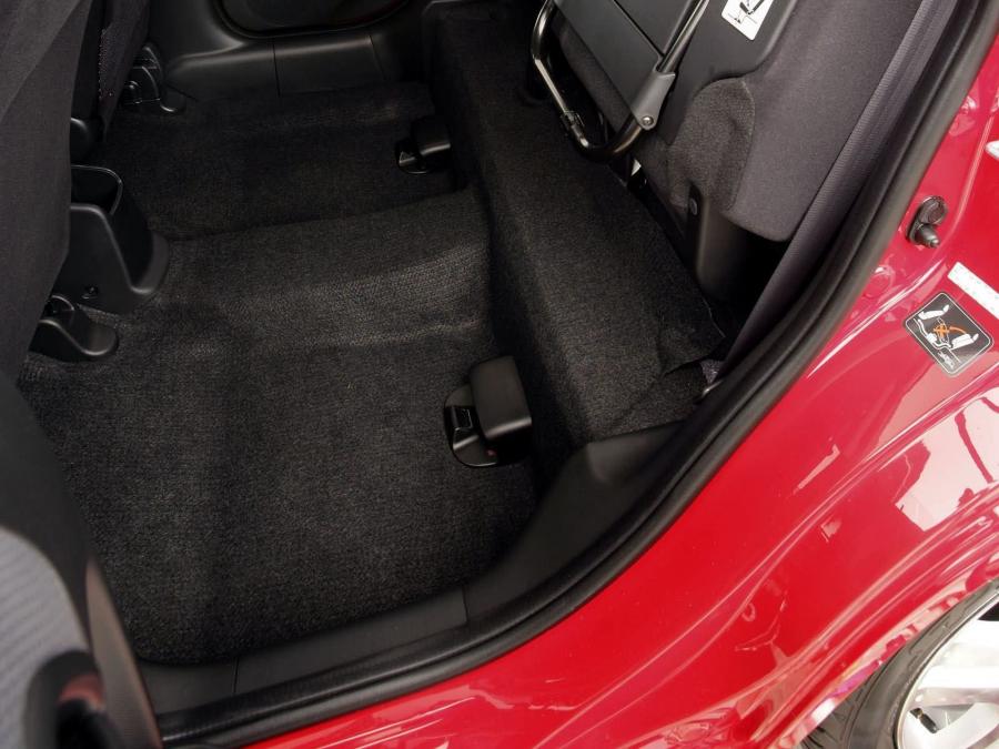  Honda Fit Sport 2006 года  (US) (фото 45 из 118)